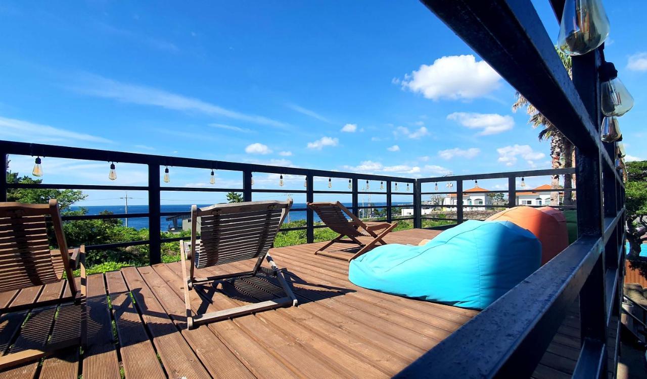 Sea Cliff Hotel Jeju Exterior photo